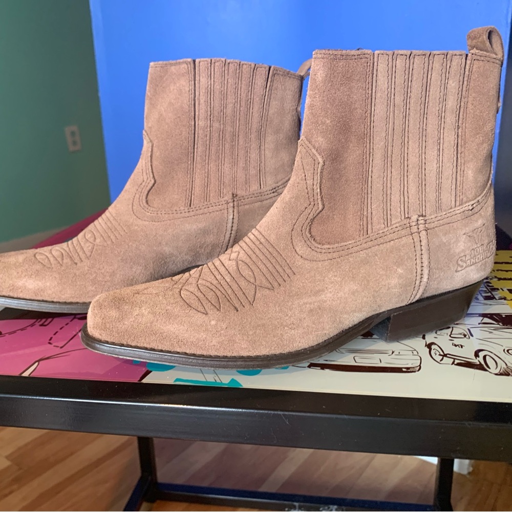 Tan Suede Western Boots